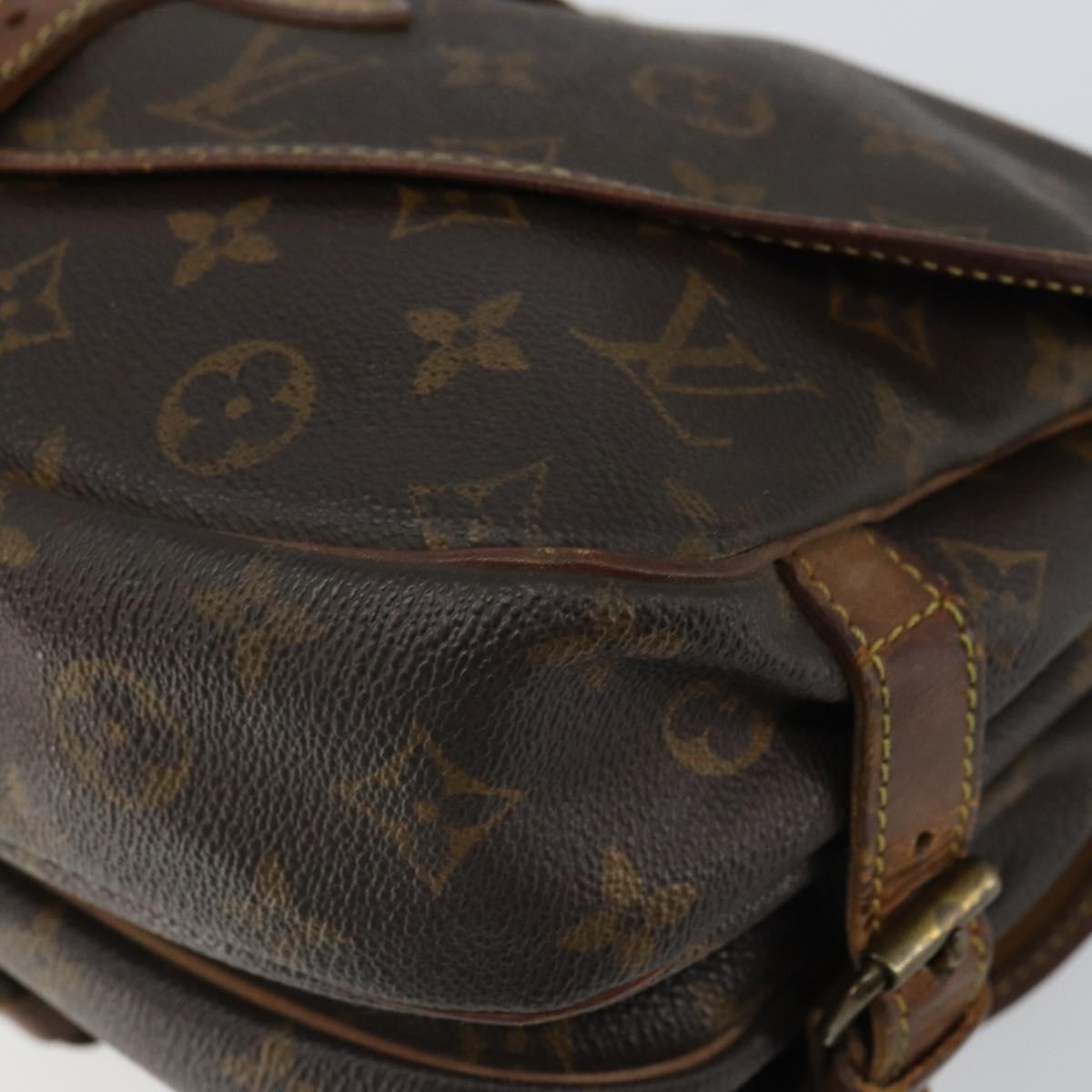 LOUIS VUITTON Monogram Saumur 30 Shoulder Bag M42256 LV Auth hk3284