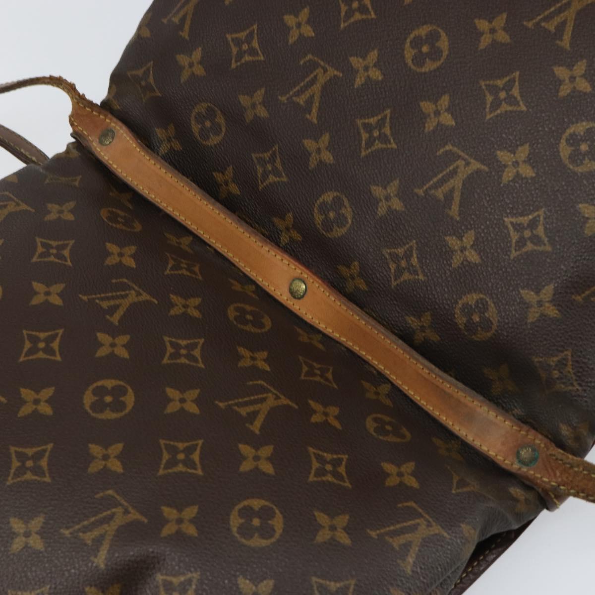 LOUIS VUITTON Monogram Saumur 30 Shoulder Bag M42256 LV Auth hk3284