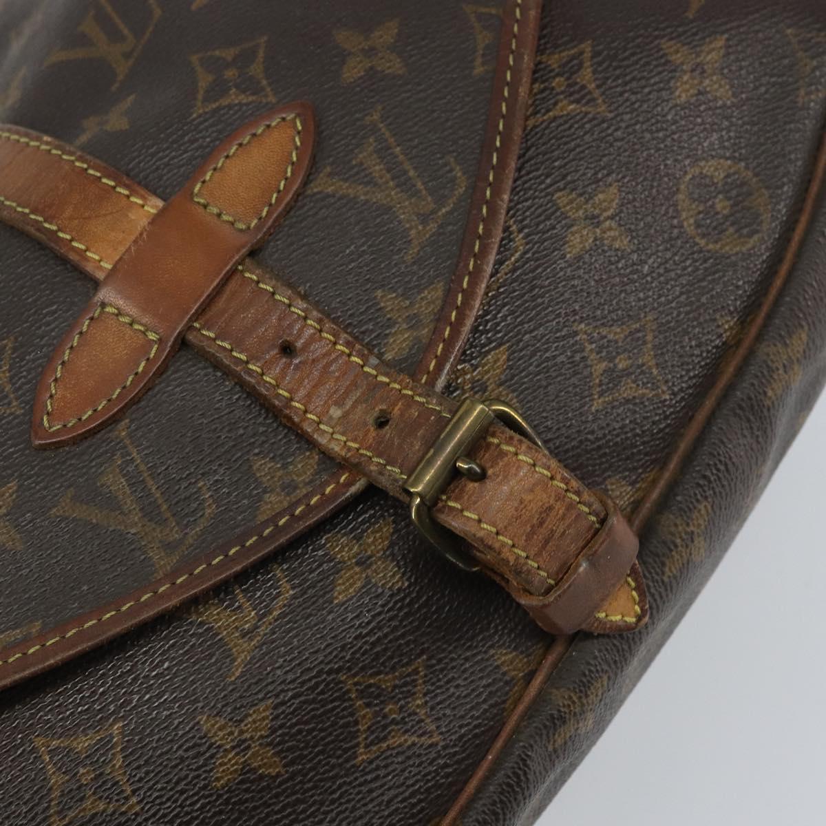 LOUIS VUITTON Monogram Saumur 30 Shoulder Bag M42256 LV Auth hk3284