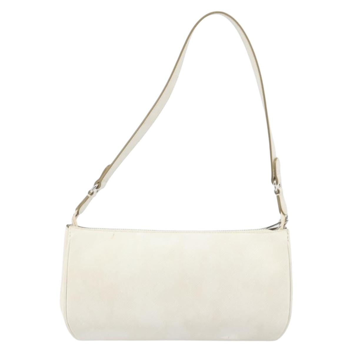 Salvatore Ferragamo Gancini Shoulder Bag Leather White Silver Auth hk3504