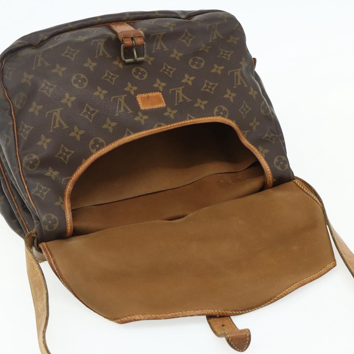 LOUIS VUITTON Monogram Saumur 35 Shoulder Bag M42254 LV Auth hk3754