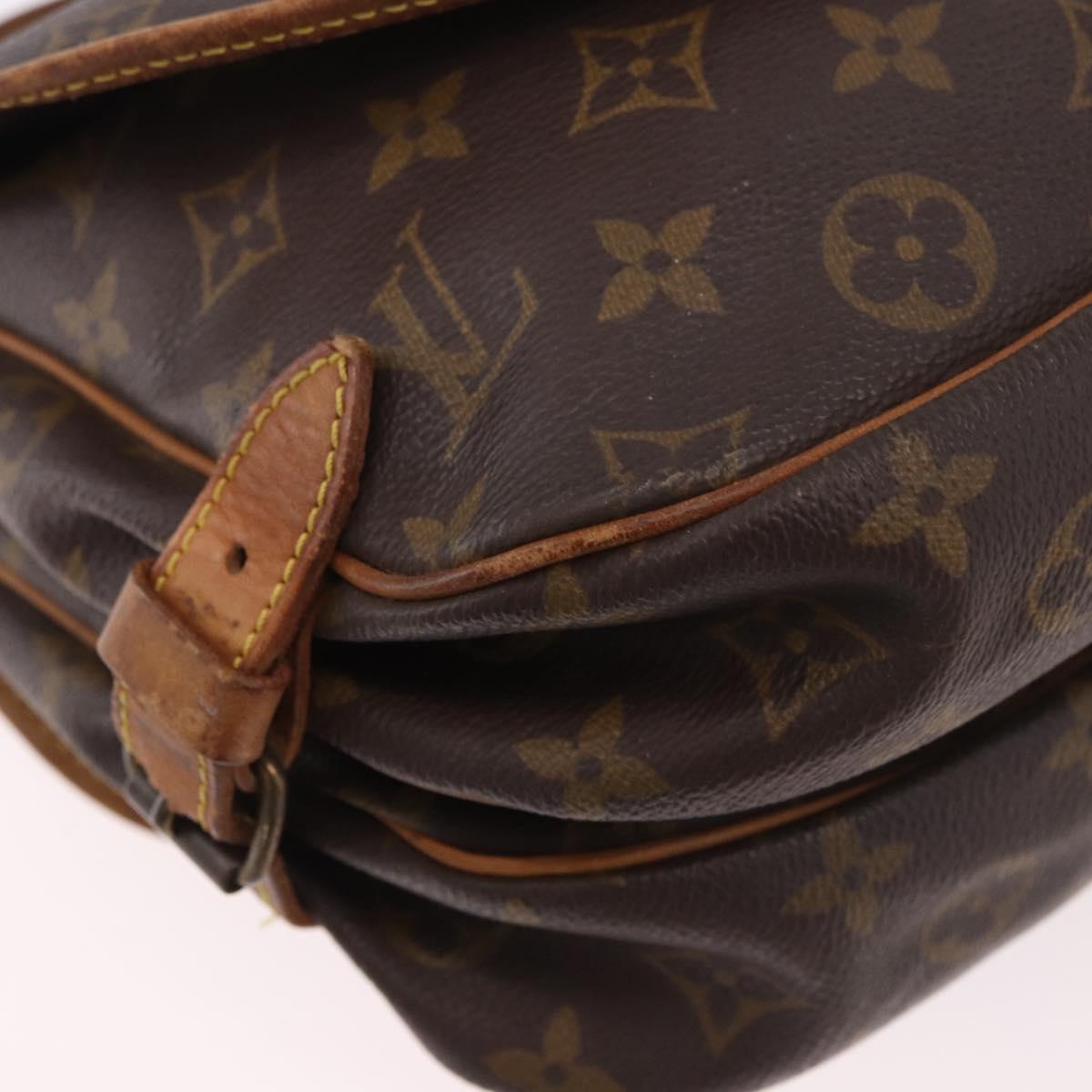 LOUIS VUITTON Monogram Saumur 30 Shoulder Bag M42256 LV Auth hk3872