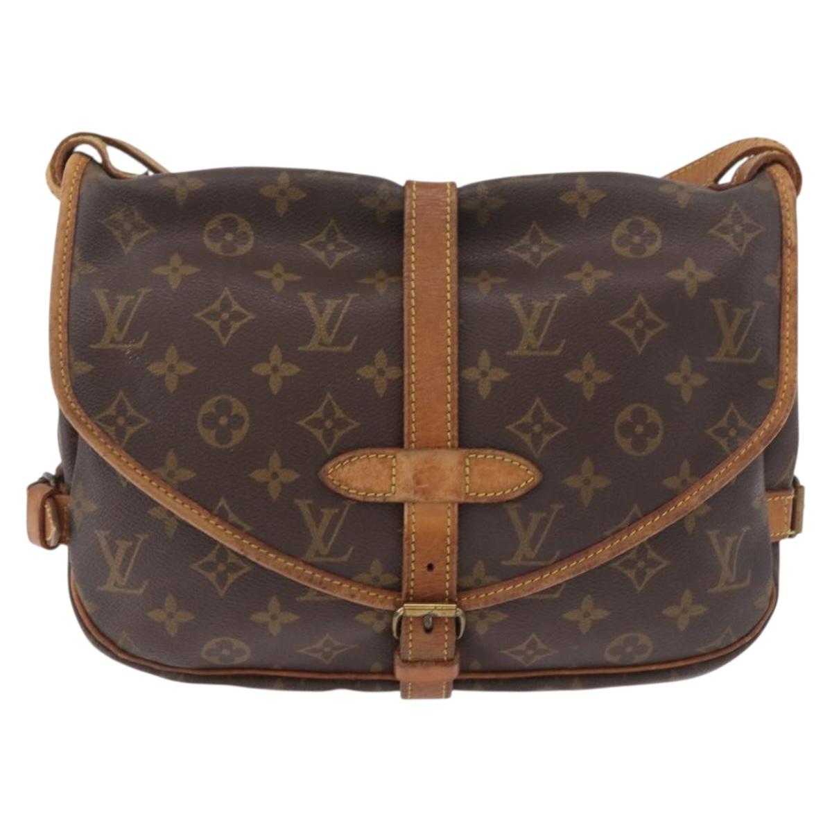 LOUIS VUITTON Monogram Saumur 30 Shoulder Bag M42256 LV Auth hk3872