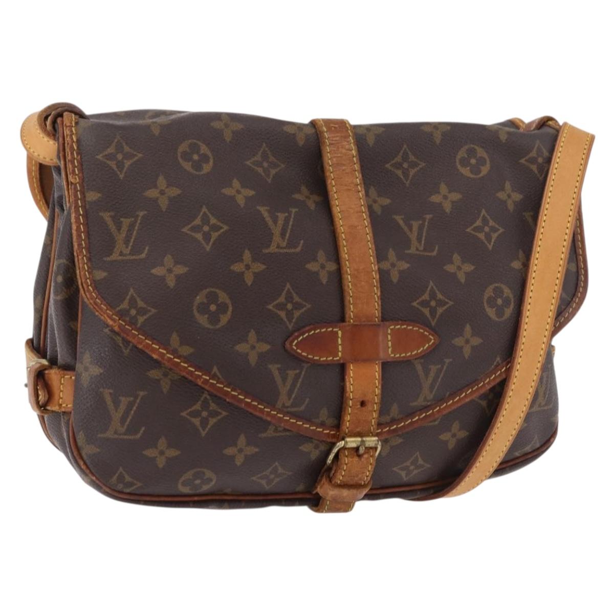 LOUIS VUITTON Monogram Saumur 30 Shoulder Bag M42256 LV Auth hk3873