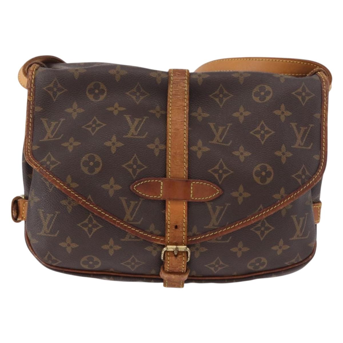 LOUIS VUITTON Monogram Saumur 30 Shoulder Bag M42256 LV Auth hk3873