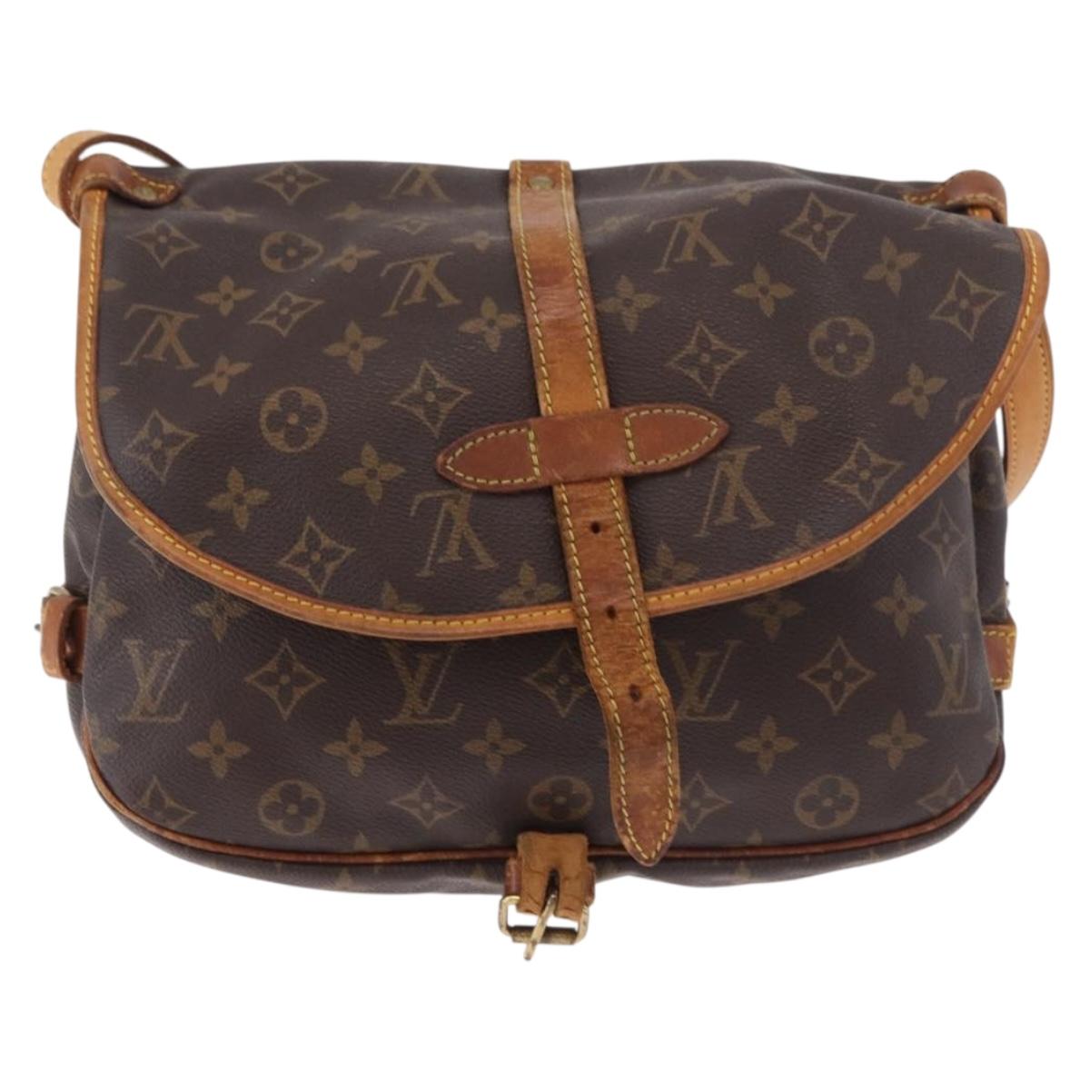 LOUIS VUITTON Monogram Saumur 30 Shoulder Bag M42256 LV Auth hk3873