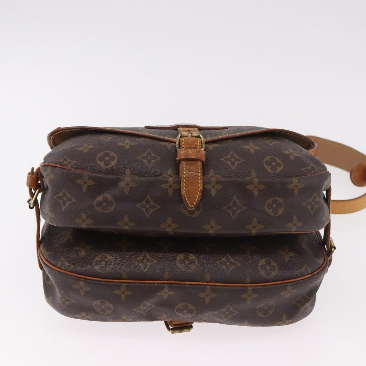 LOUIS VUITTON Monogram Saumur 30 Shoulder Bag M42256 LV Auth hk3873