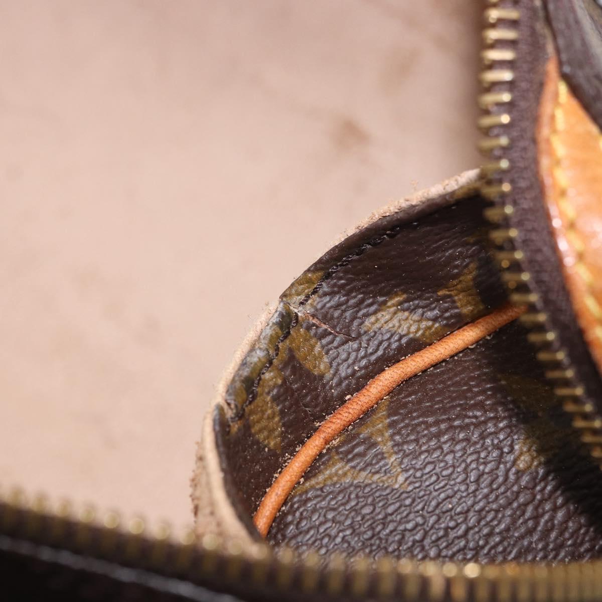 LOUIS VUITTON Monogram Trousse Patte Pression Cosmetic Pouch M47636 Auth hk3913