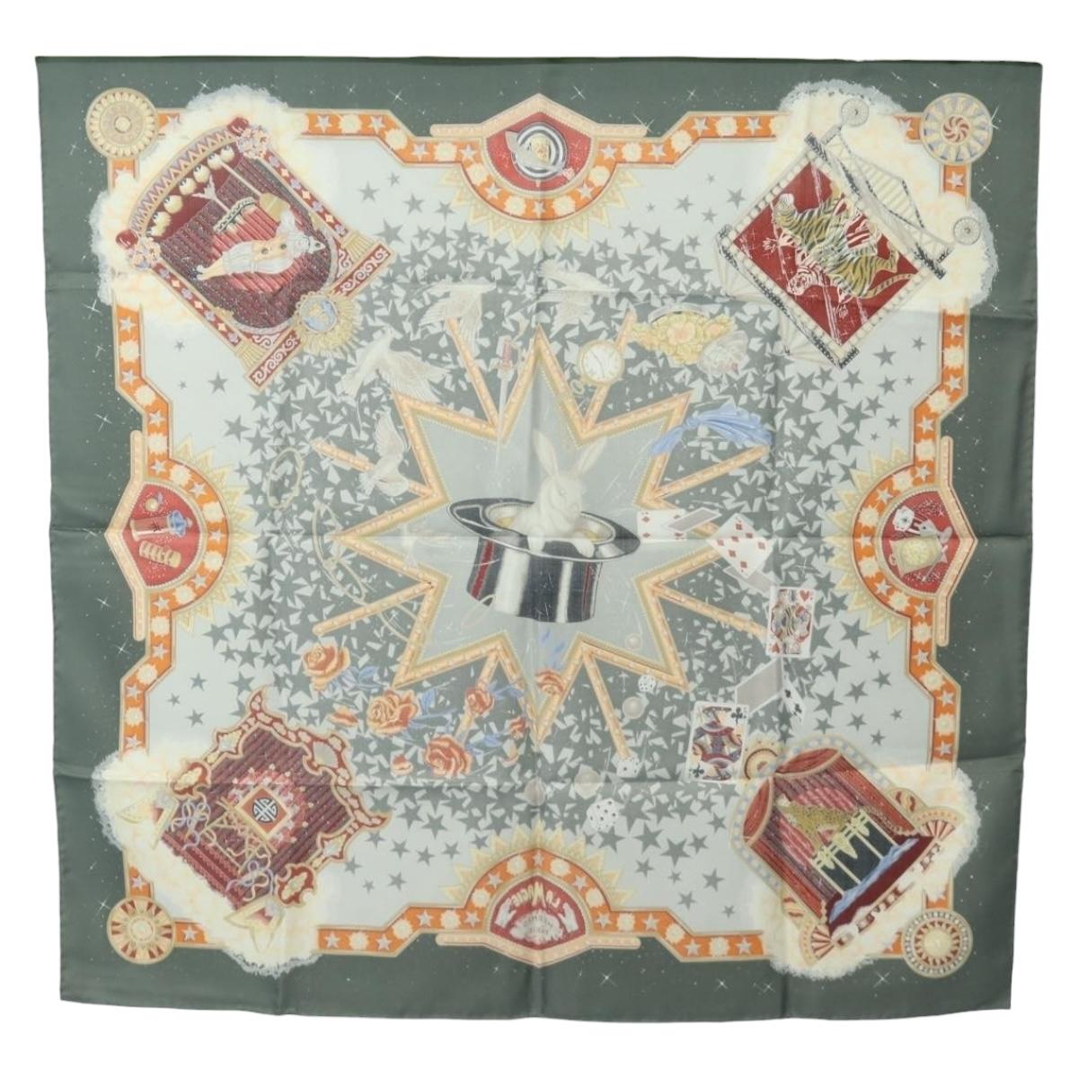 HERMES Carre 90 Scarf ”La Magie"" Silk Gray Auth hk3928M