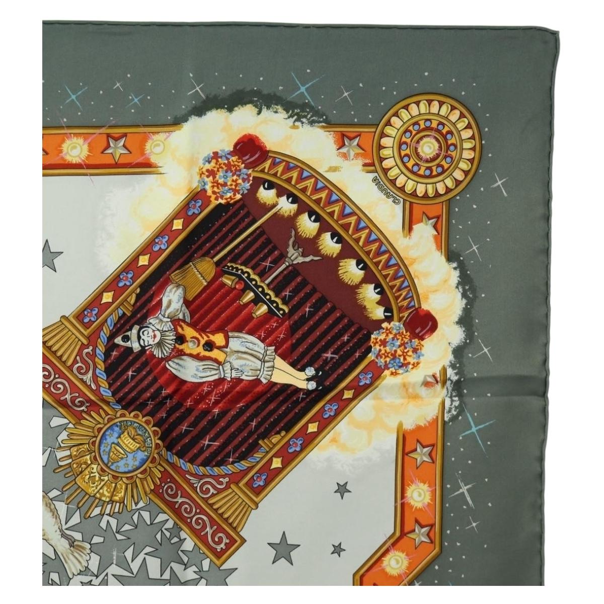 HERMES Carre 90 Scarf ”La Magie"" Silk Gray Auth hk3928M