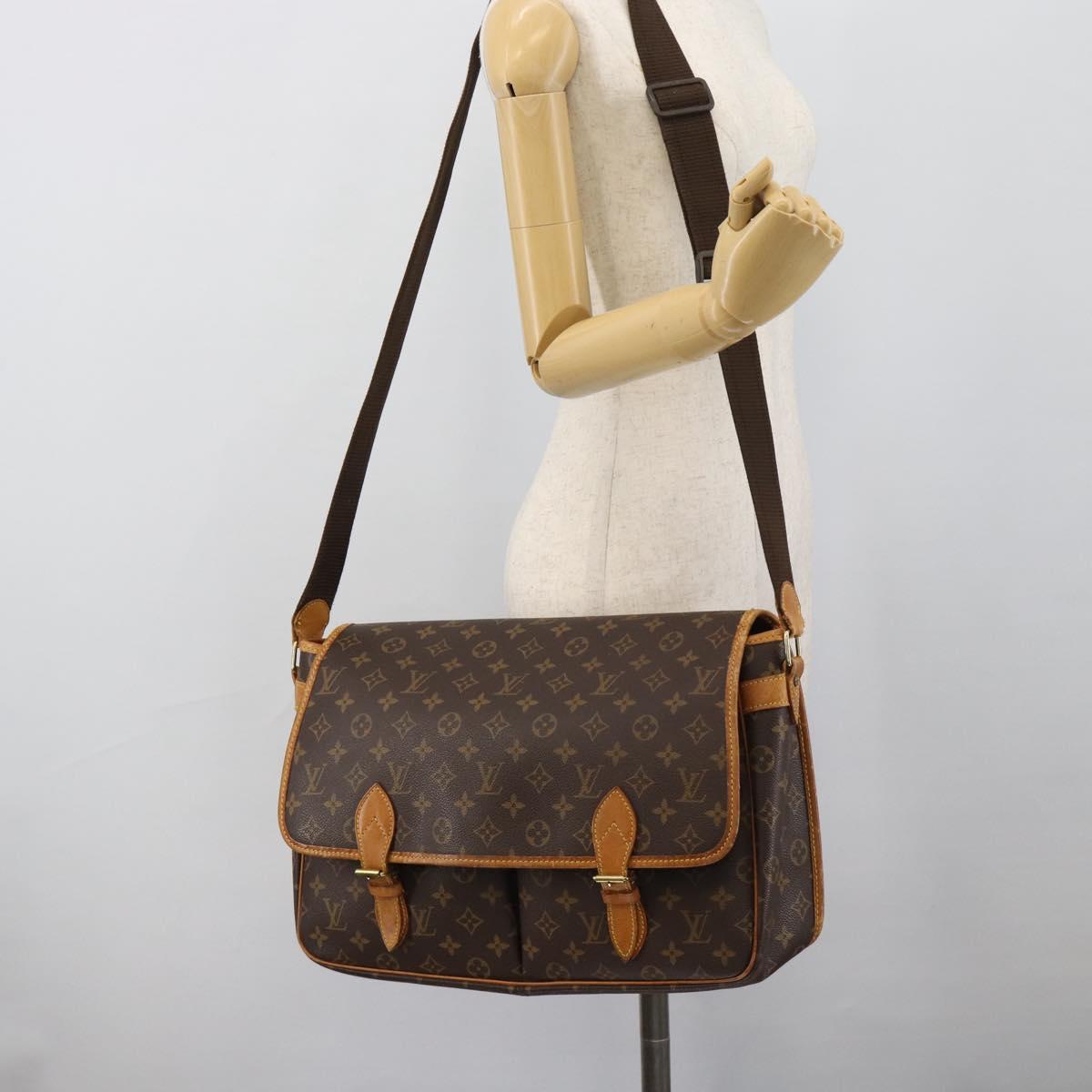 LOUIS VUITTON Monogram Gibeciere GM Shoulder Bag M42246 LV Auth hk3975