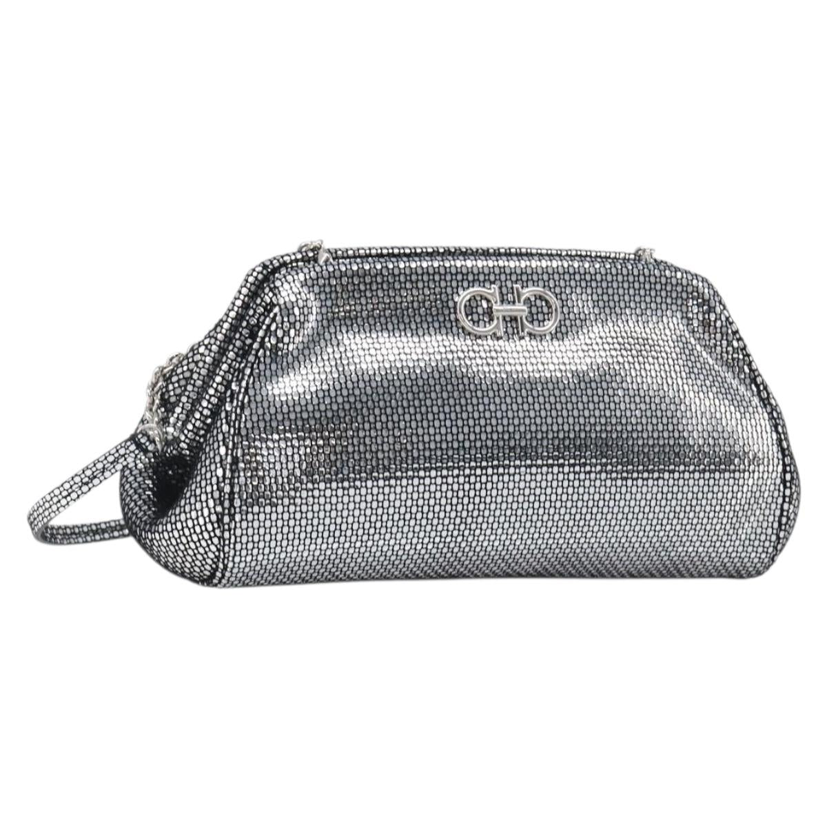 Salvatore Ferragamo Gancini Chain Shoulder Bag Leather Silver Auth hk4007V