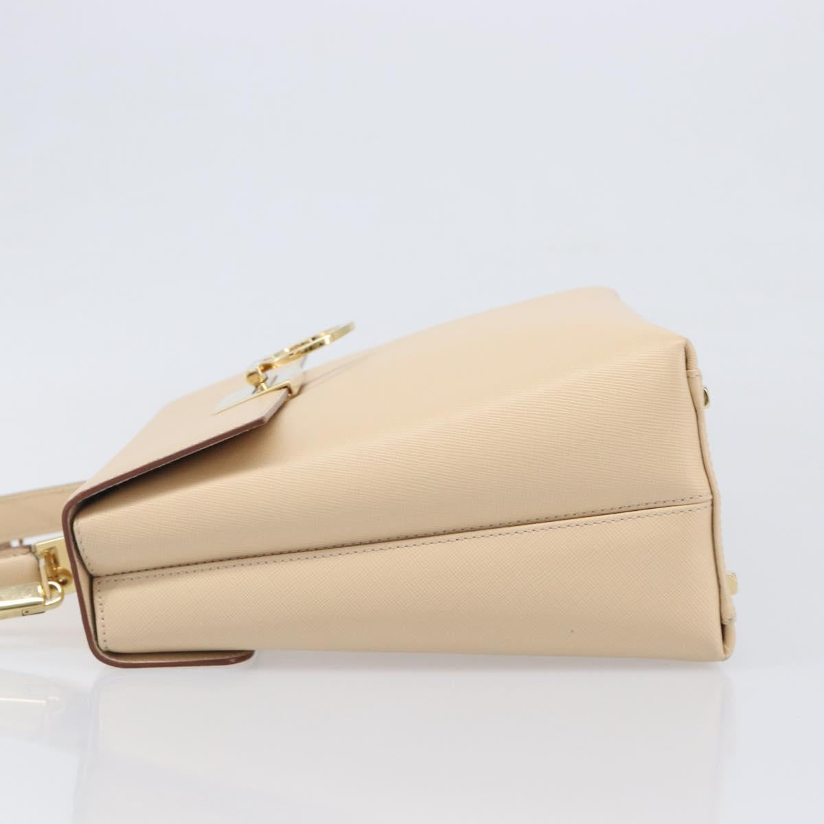 Salvatore Ferragamo Gancini Hand Bag Leather 2way Beige Gold Auth hk4010