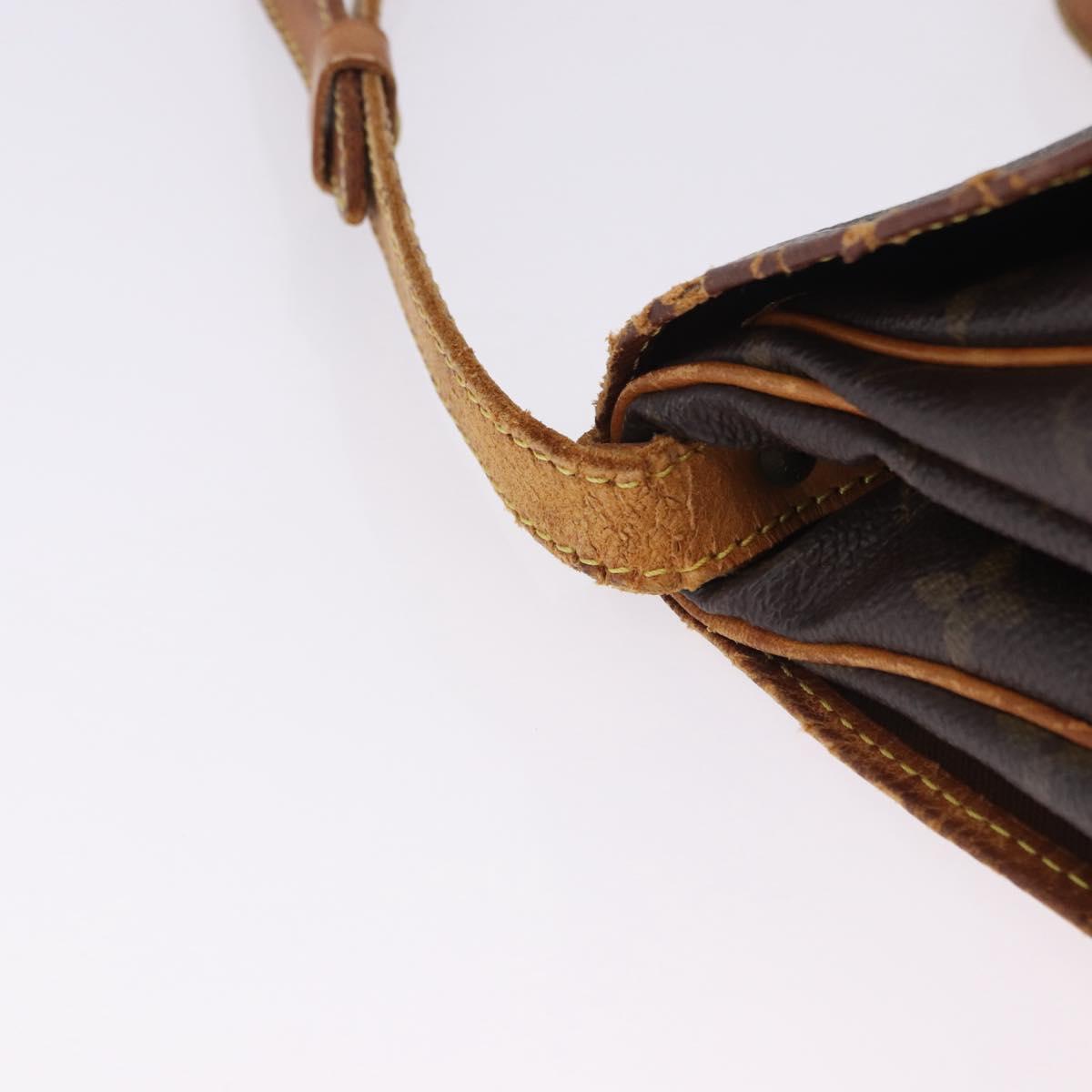 LOUIS VUITTON Monogram Saumur 30 Shoulder Bag M42256 LV Auth hk4112