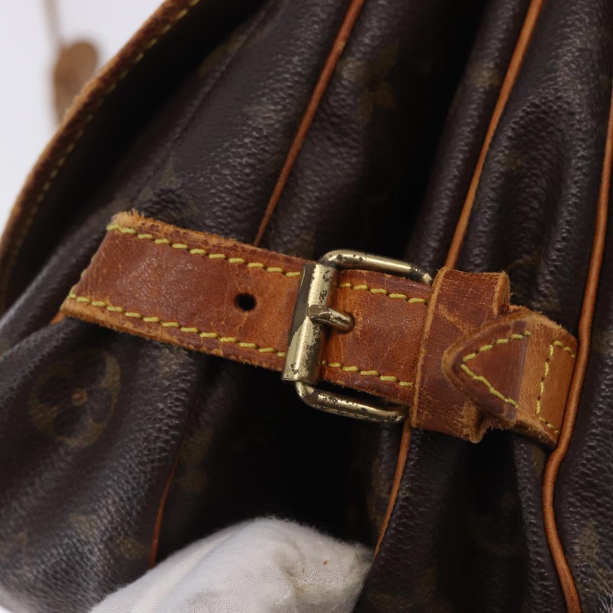 LOUIS VUITTON Monogram Saumur 30 Shoulder Bag M42256 LV Auth hk4112