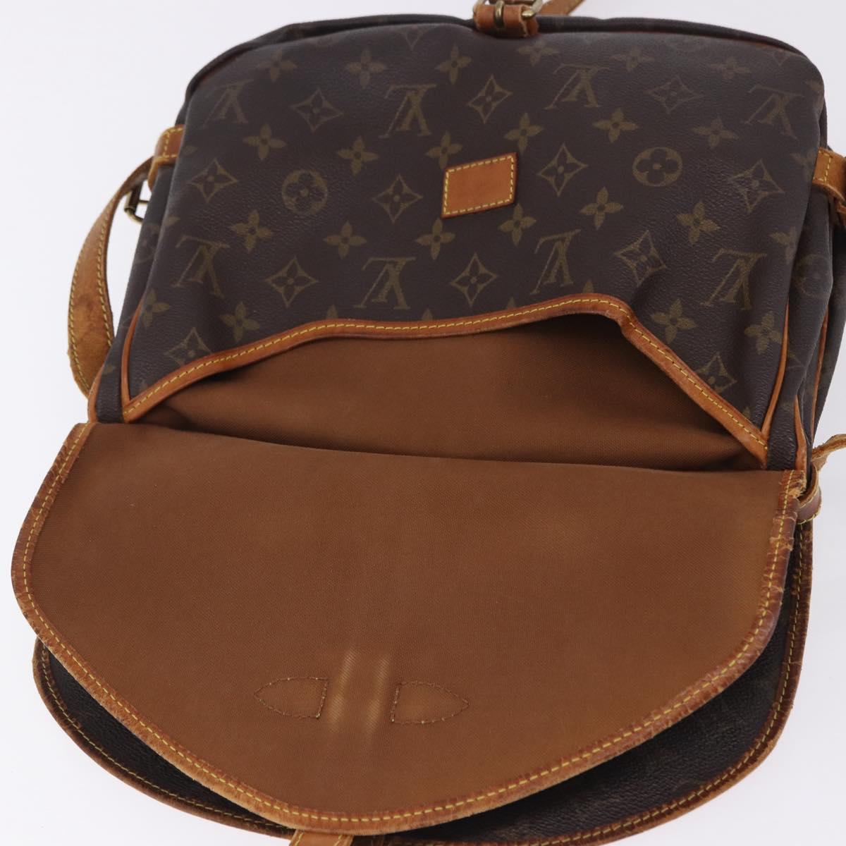 LOUIS VUITTON Monogram Saumur 30 Shoulder Bag M42256 LV Auth hk4112