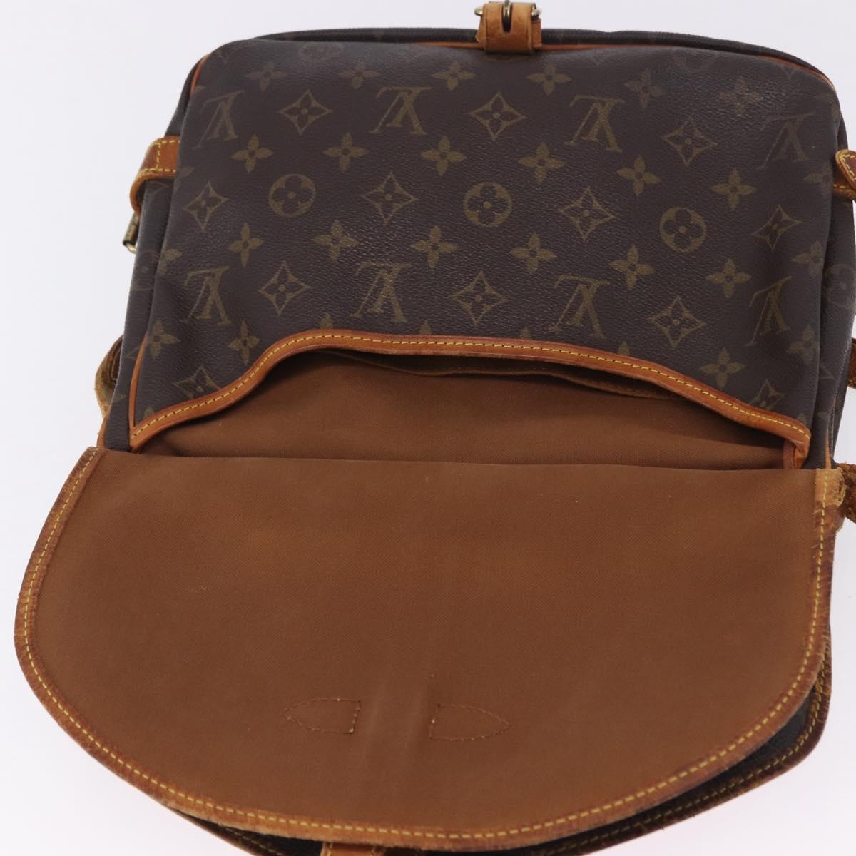 LOUIS VUITTON Monogram Saumur 30 Shoulder Bag M42256 LV Auth hk4112