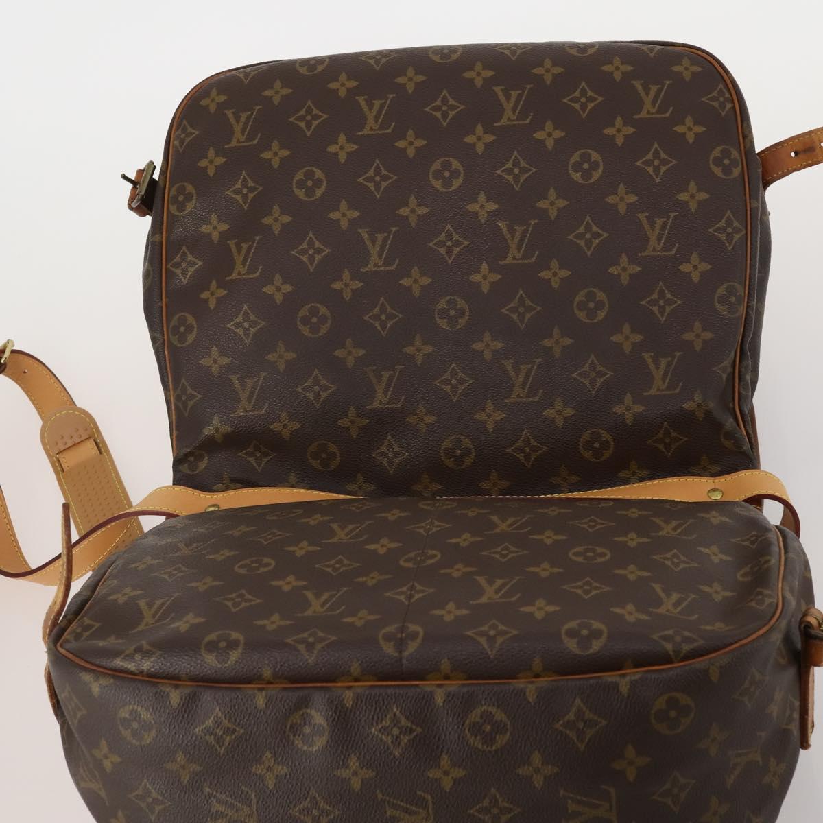 LOUIS VUITTON Monogram Saumur 35 Shoulder Bag M42254 LV Auth hk4113