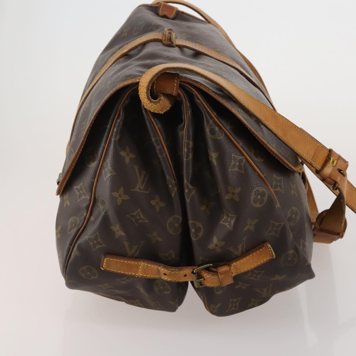 LOUIS VUITTON Monogram Saumur 35 Shoulder Bag M42254 LV Auth hk4133