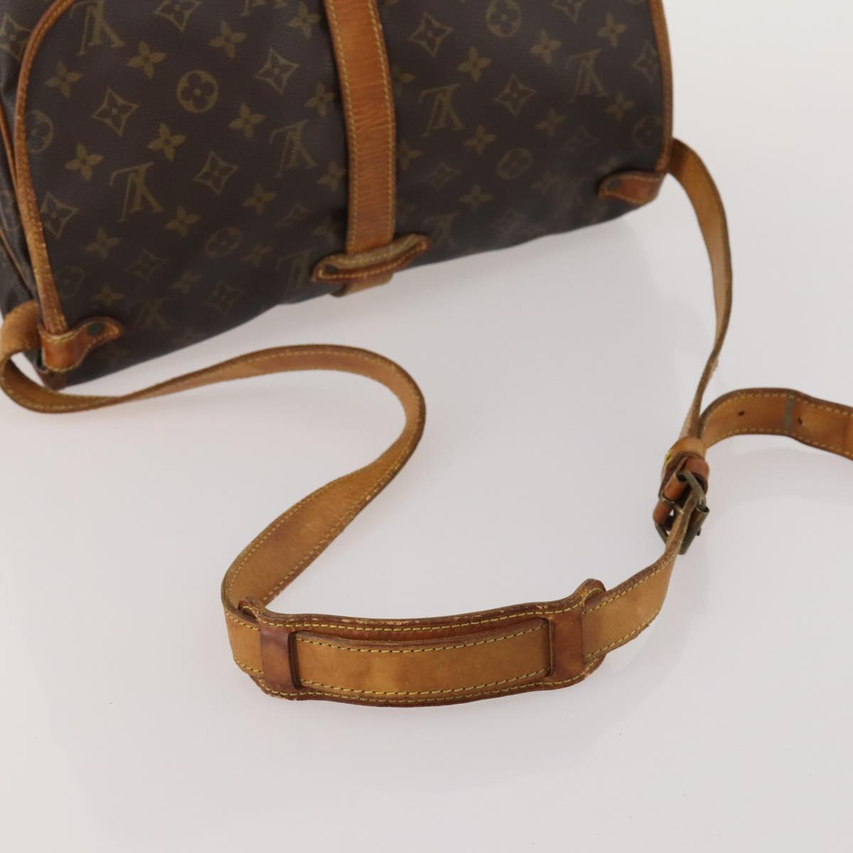 LOUIS VUITTON Monogram Saumur 35 Shoulder Bag M42254 LV Auth hk4133