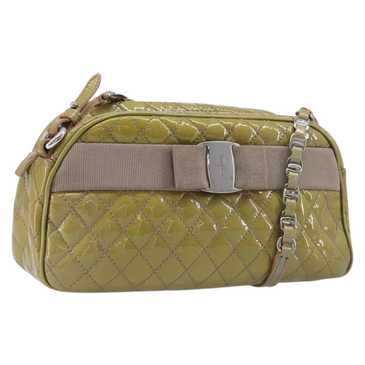 Salvatore Ferragamo Vala Shoulder Bag Patent leather Green Silver Auth hk4146