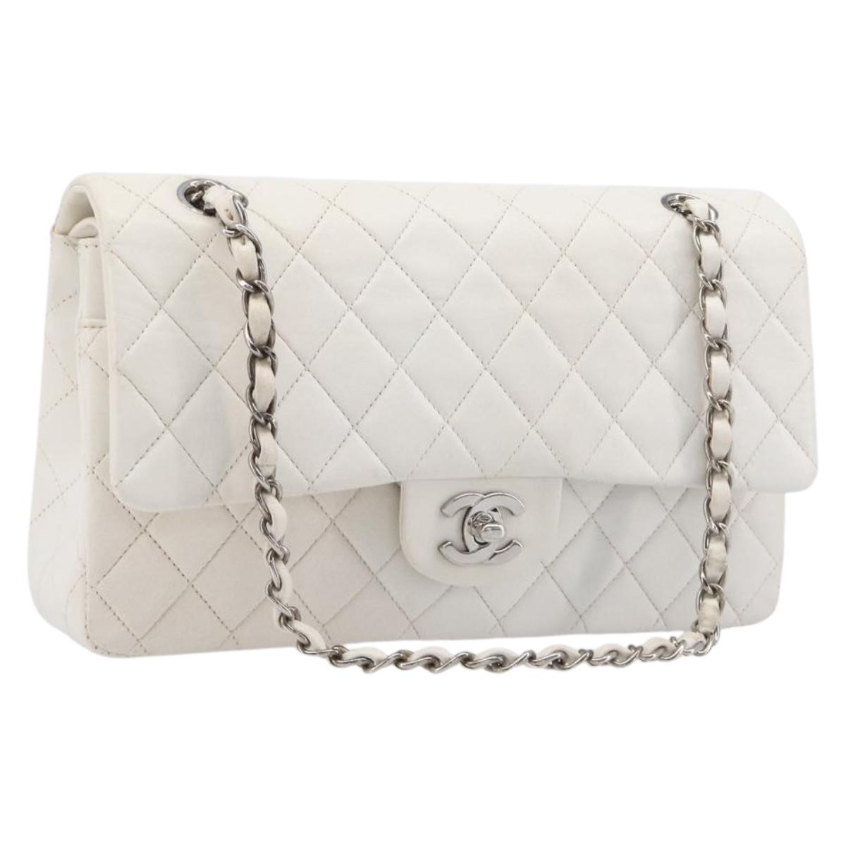 CHANEL Matelasse Double Flap Chain Bag Lamb Skin White Silver CC Auth hk4154V