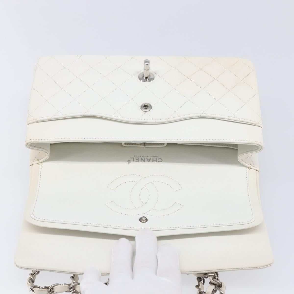 CHANEL Matelasse Double Flap Chain Bag Lamb Skin White Silver CC Auth hk4154V