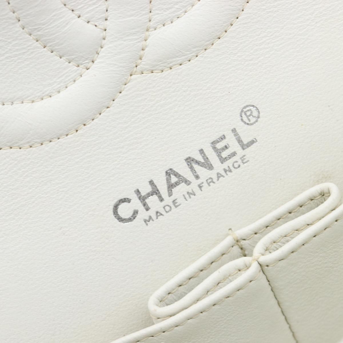 CHANEL Matelasse Double Flap Chain Bag Lamb Skin White Silver CC Auth hk4154V
