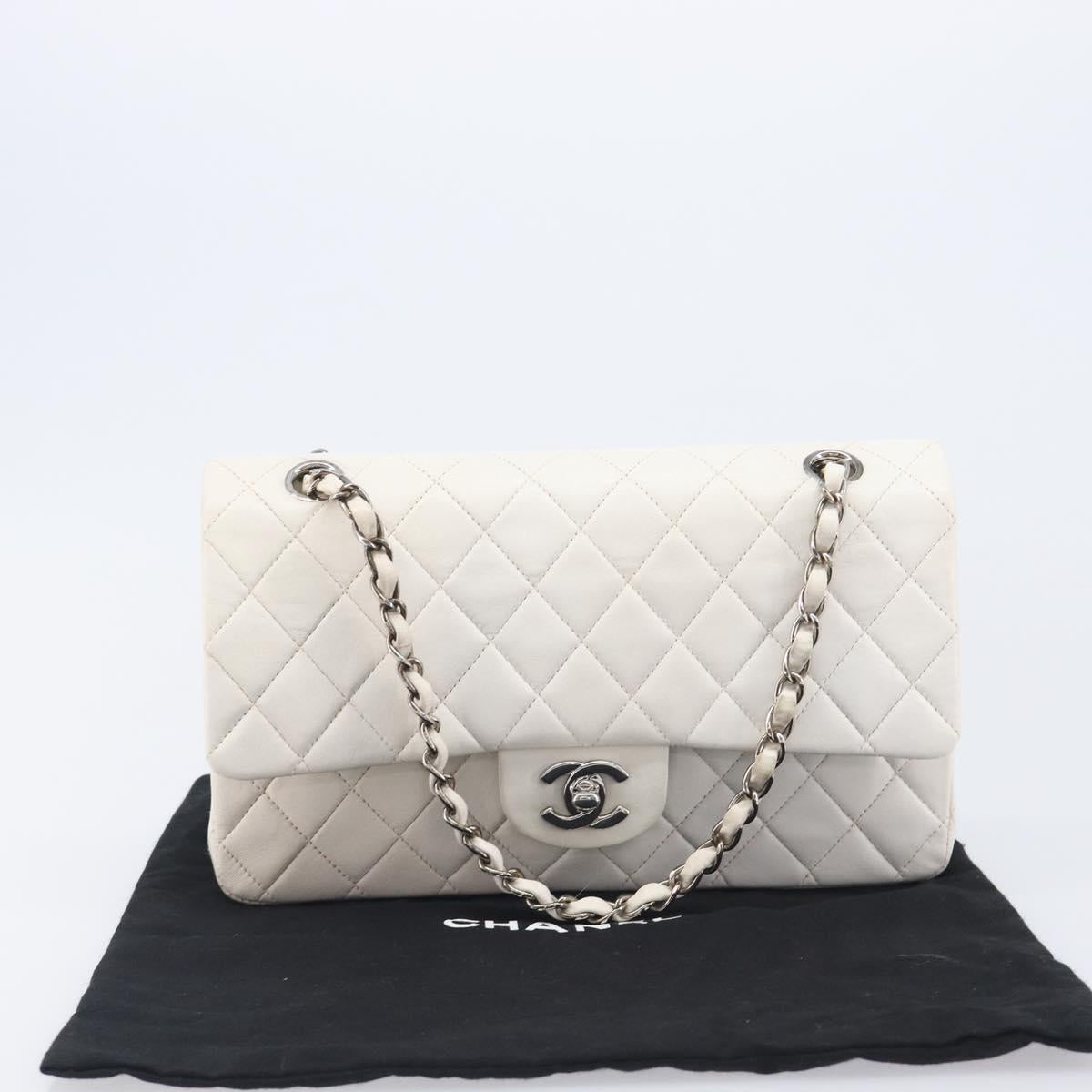 CHANEL Matelasse Double Flap Chain Bag Lamb Skin White Silver CC Auth hk4154V