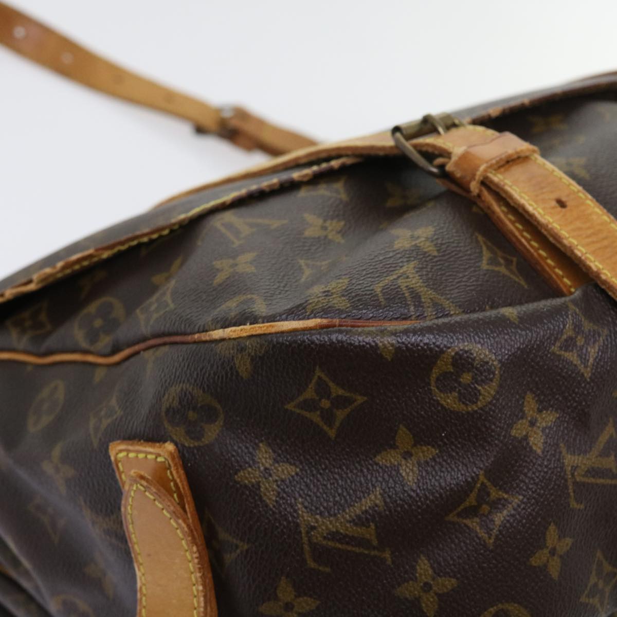 LOUIS VUITTON Monogram Saumur 43 Shoulder Bag M42252 LV Auth hk868