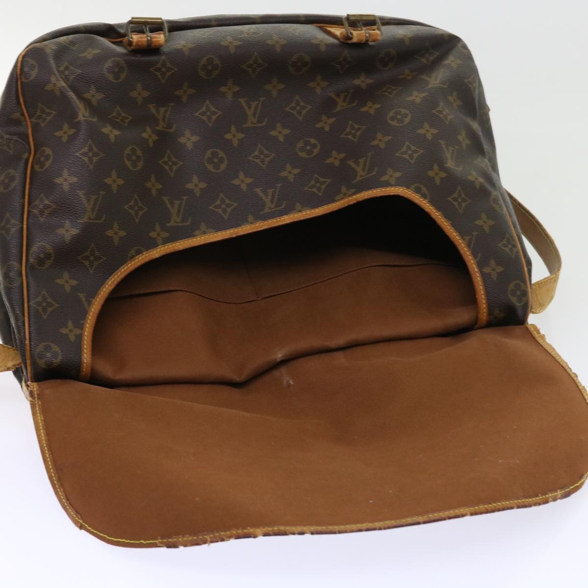 LOUIS VUITTON Monogram Saumur 43 Shoulder Bag M42252 LV Auth hk868