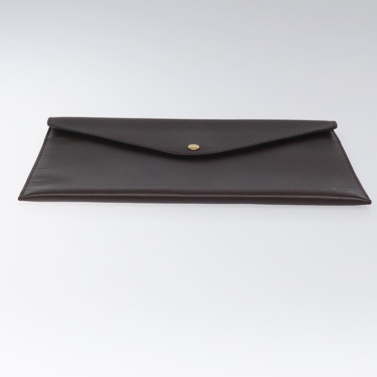 LOUIS VUITTON Taiga Document Case Clutch Bag Acajou M99087 LV Auth JB083