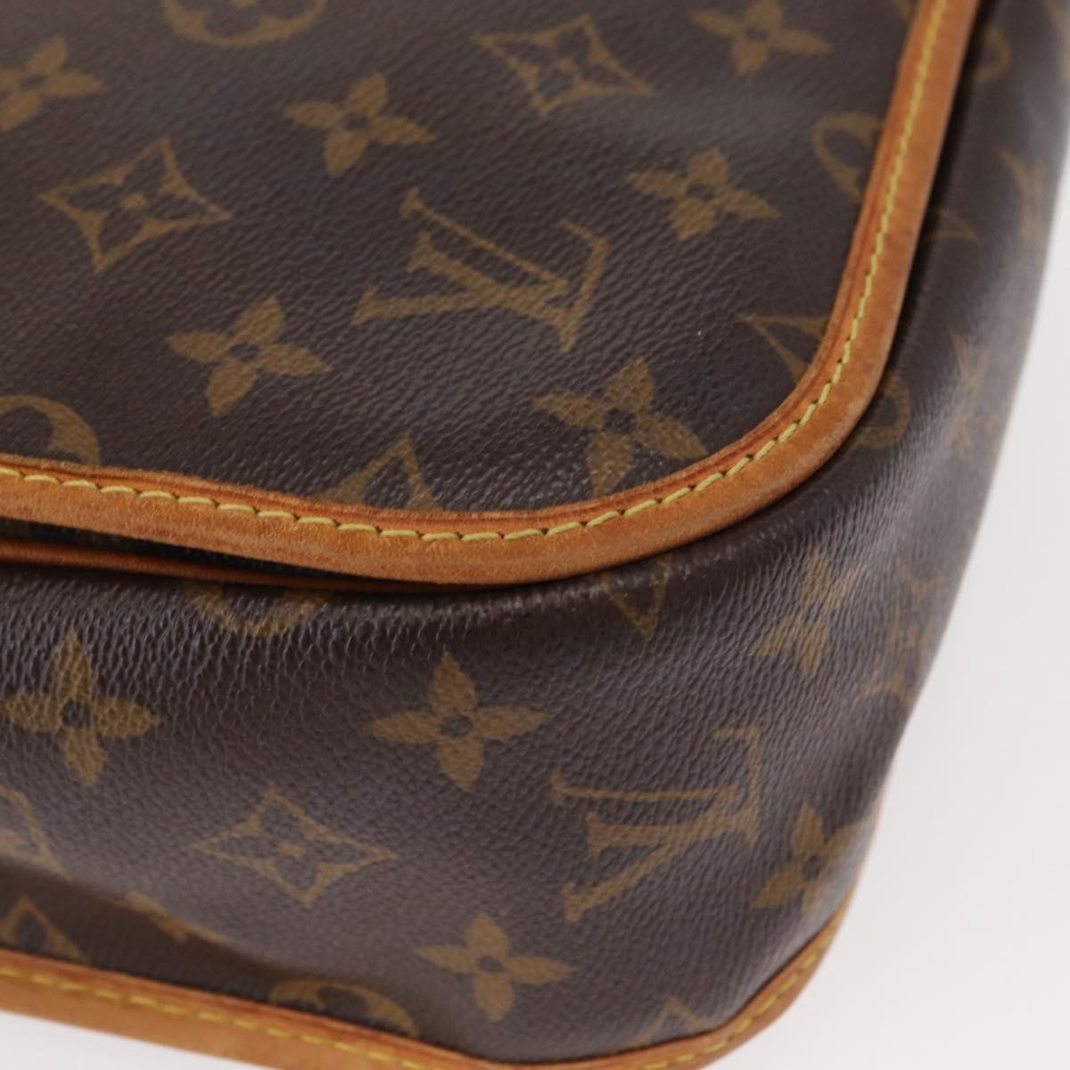 LOUIS VUITTON Monogram Messenger Bosphore PM Shoulder Bag M40106 LV Auth ka049