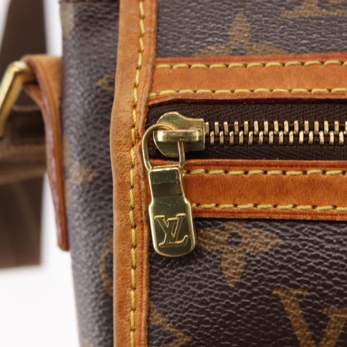 LOUIS VUITTON Monogram Messenger Bosphore PM Shoulder Bag M40106 LV Auth ka049