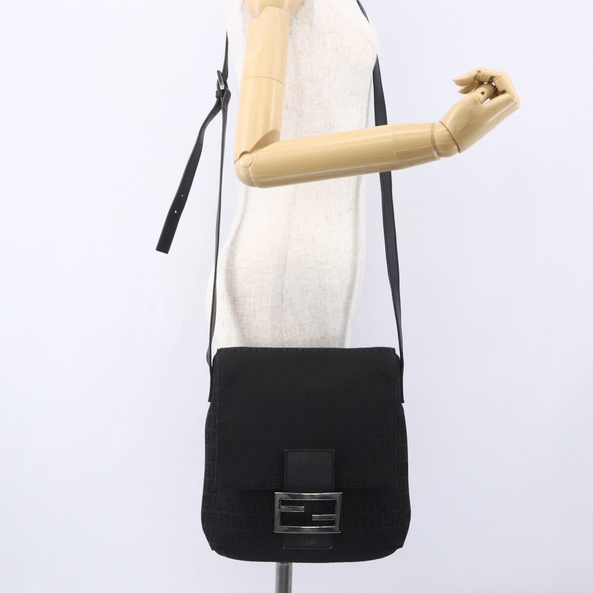 FENDI Zucchino Canvas Shoulder Bag Black Silver Auth ka081