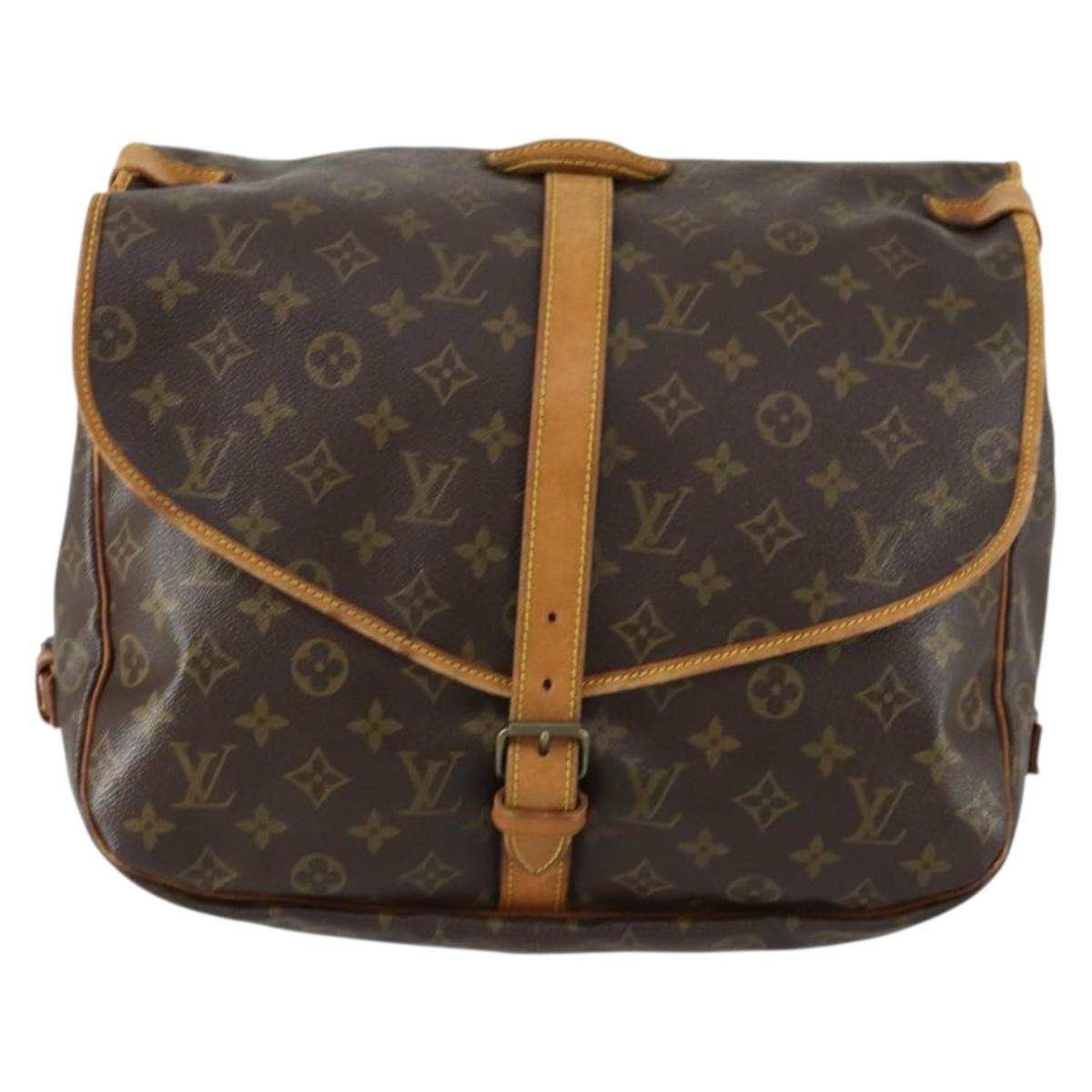LOUIS VUITTON Monogram Saumur 35 Shoulder Bag M42254 LV Auth ka1066