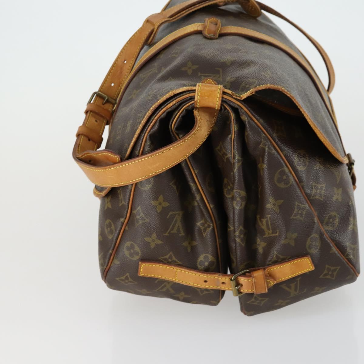 LOUIS VUITTON Monogram Saumur 35 Shoulder Bag M42254 LV Auth ka1066