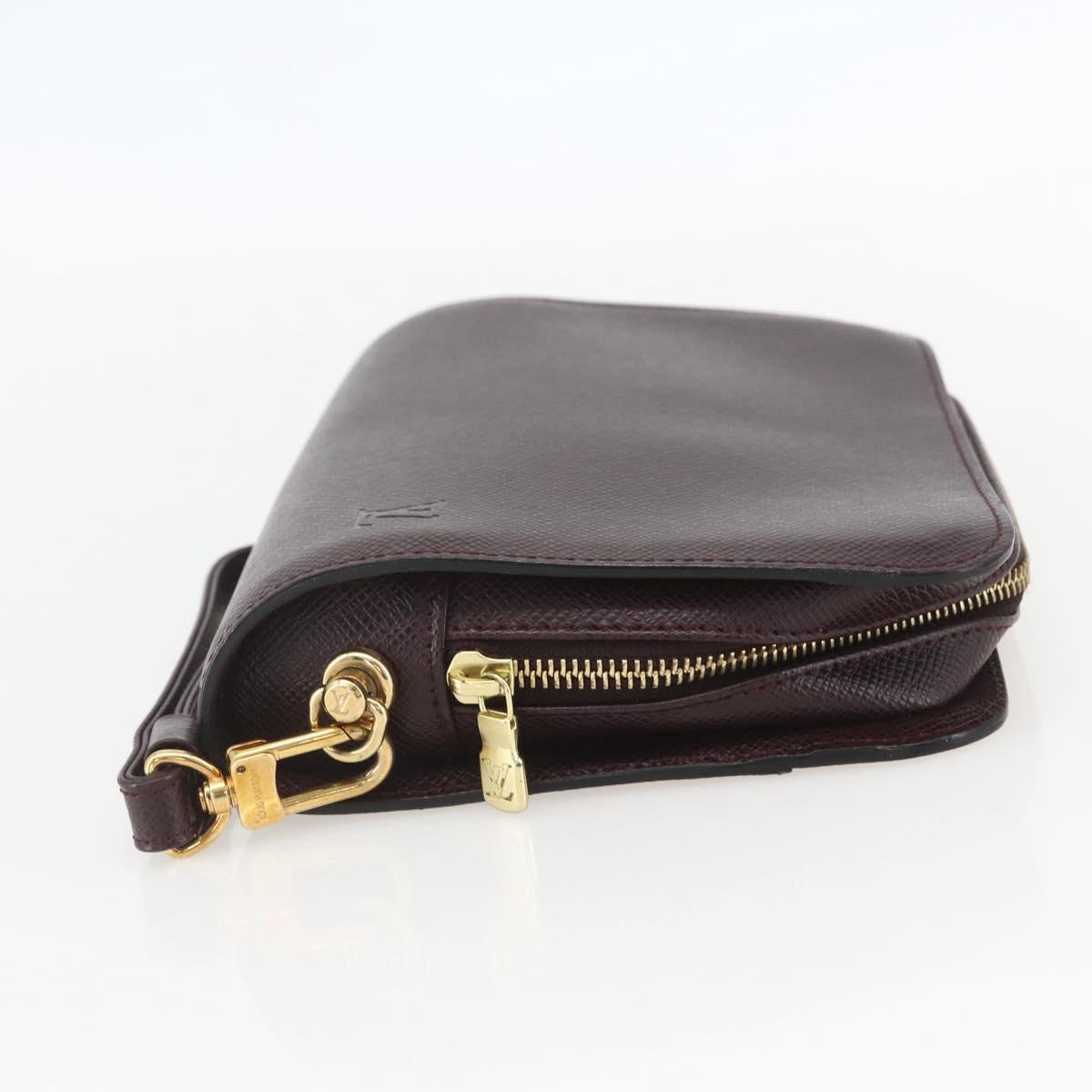 LOUIS VUITTON Taiga Baikal Clutch Bag Acajou M30186 LV Auth ka1091