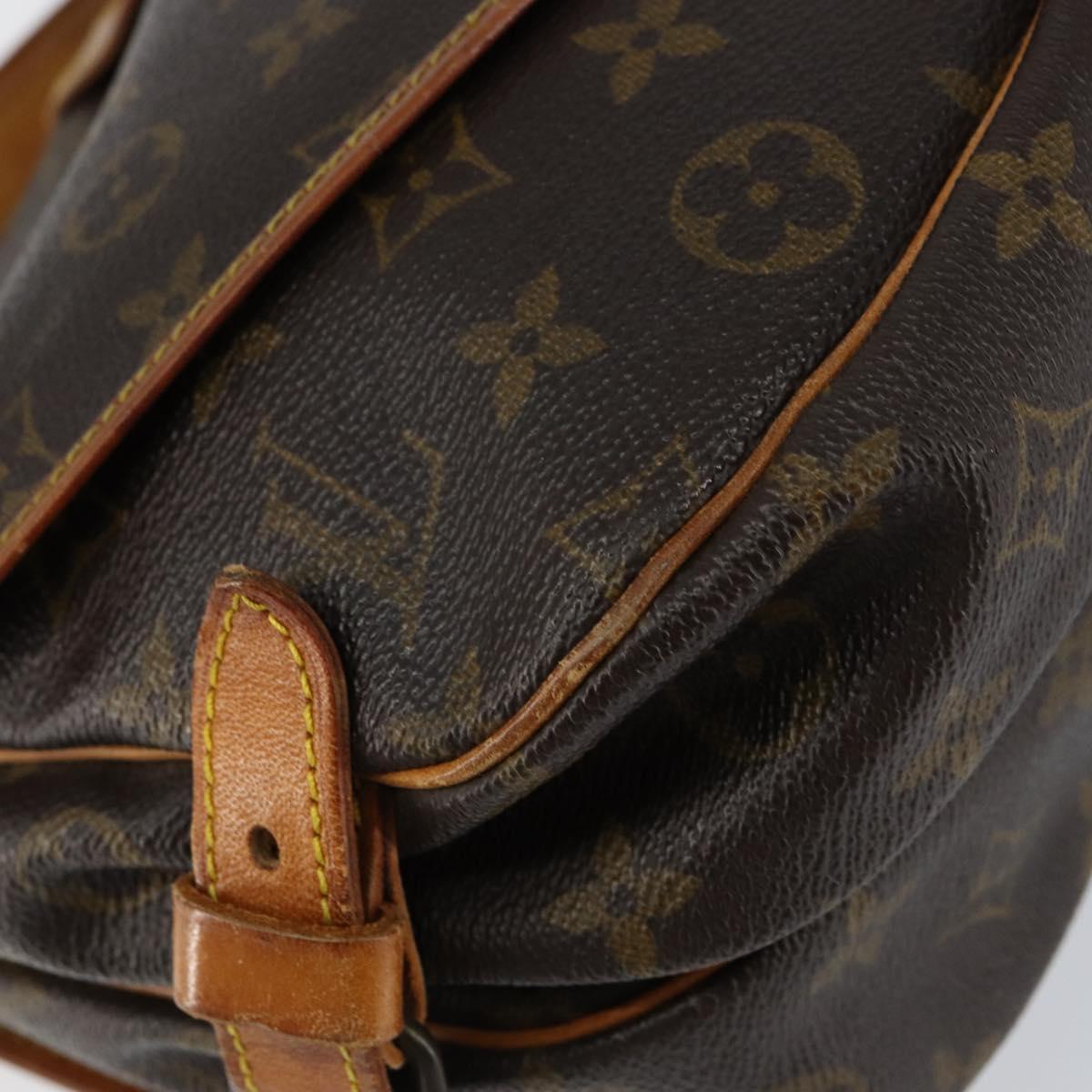 LOUIS VUITTON Monogram Saumur 30 Shoulder Bag M42256 LV Auth ka110