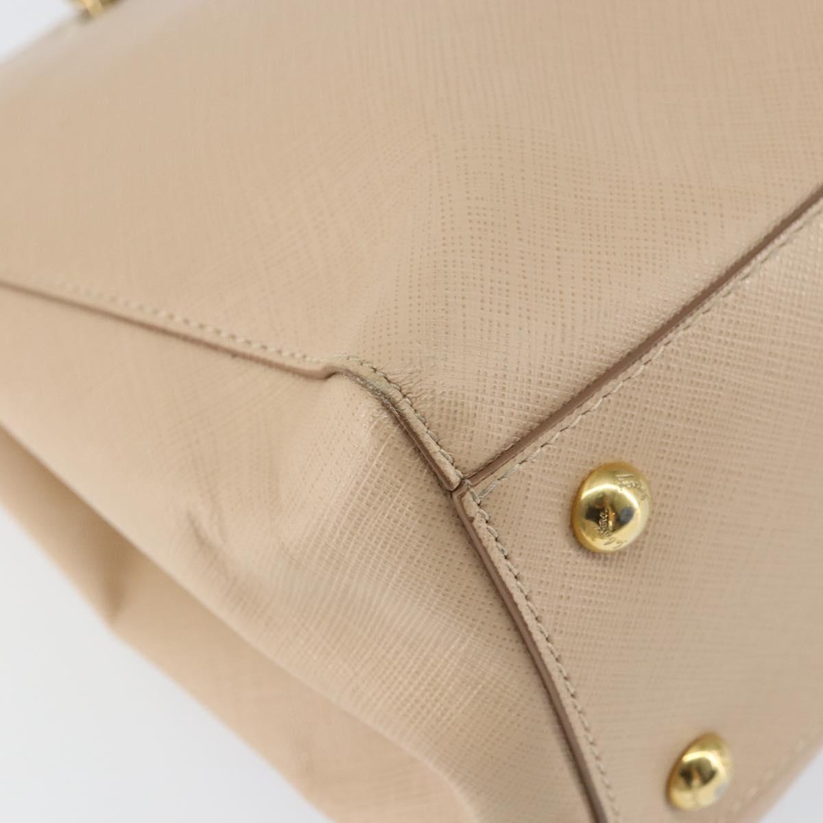 Salvatore Ferragamo Shoulder Bag Leather Gold Beige Auth ka111