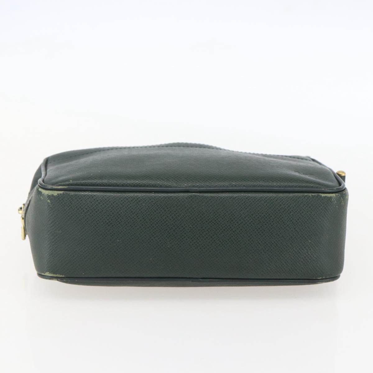 LOUIS VUITTON Taiga Karga Clutch Bag Epicea M30814 LV Auth ka1191