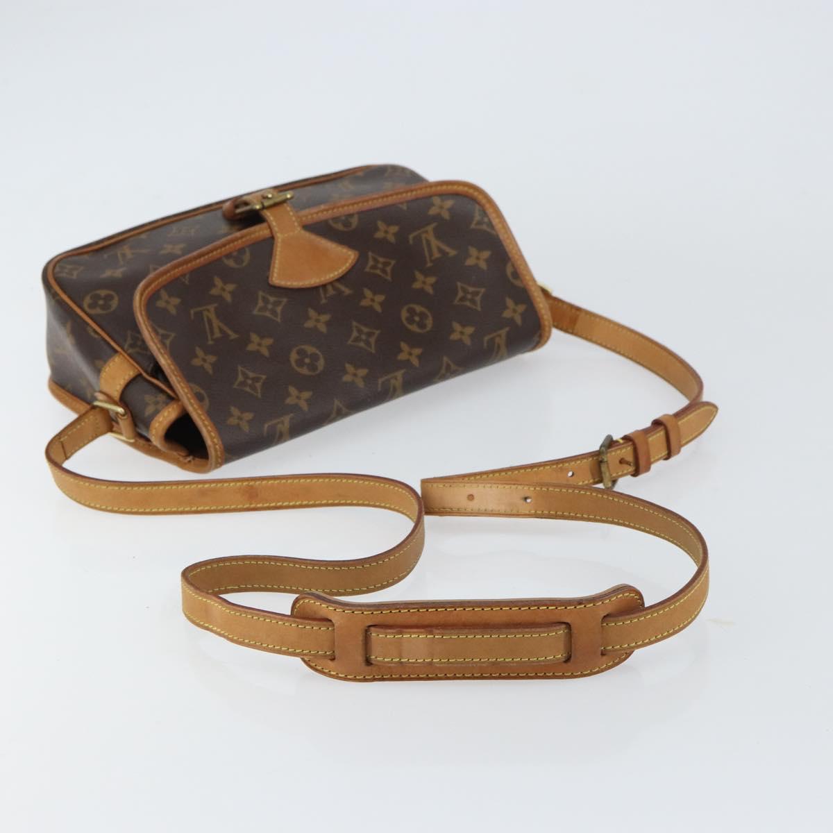 LOUIS VUITTON Monogram Sologne Shoulder Bag M42250 LV Auth ka1196