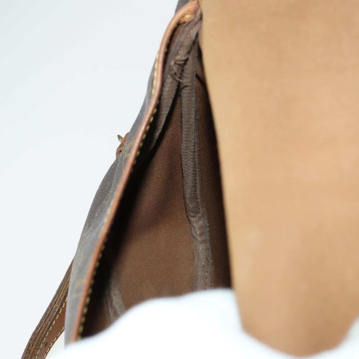 LOUIS VUITTON Monogram Saumur 30 Shoulder Bag M42256 LV Auth ka1380