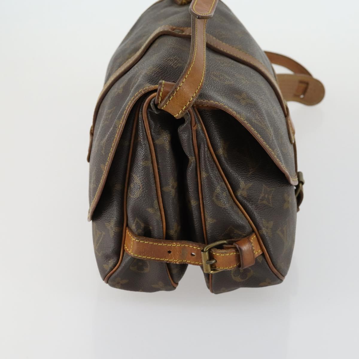 LOUIS VUITTON Monogram Saumur 30 Shoulder Bag M42256 LV Auth ka1380