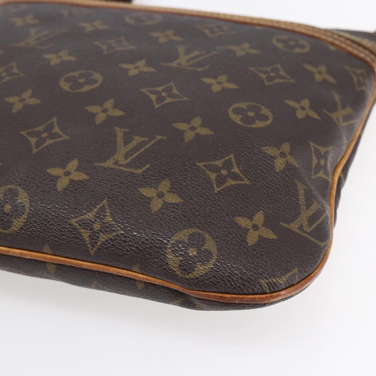 LOUIS VUITTON Monogram Pochette Bosphore Shoulder Bag M40044 LV Auth ka180