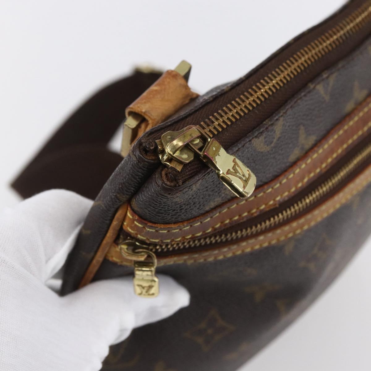 LOUIS VUITTON Monogram Pochette Bosphore Shoulder Bag M40044 LV Auth ka180