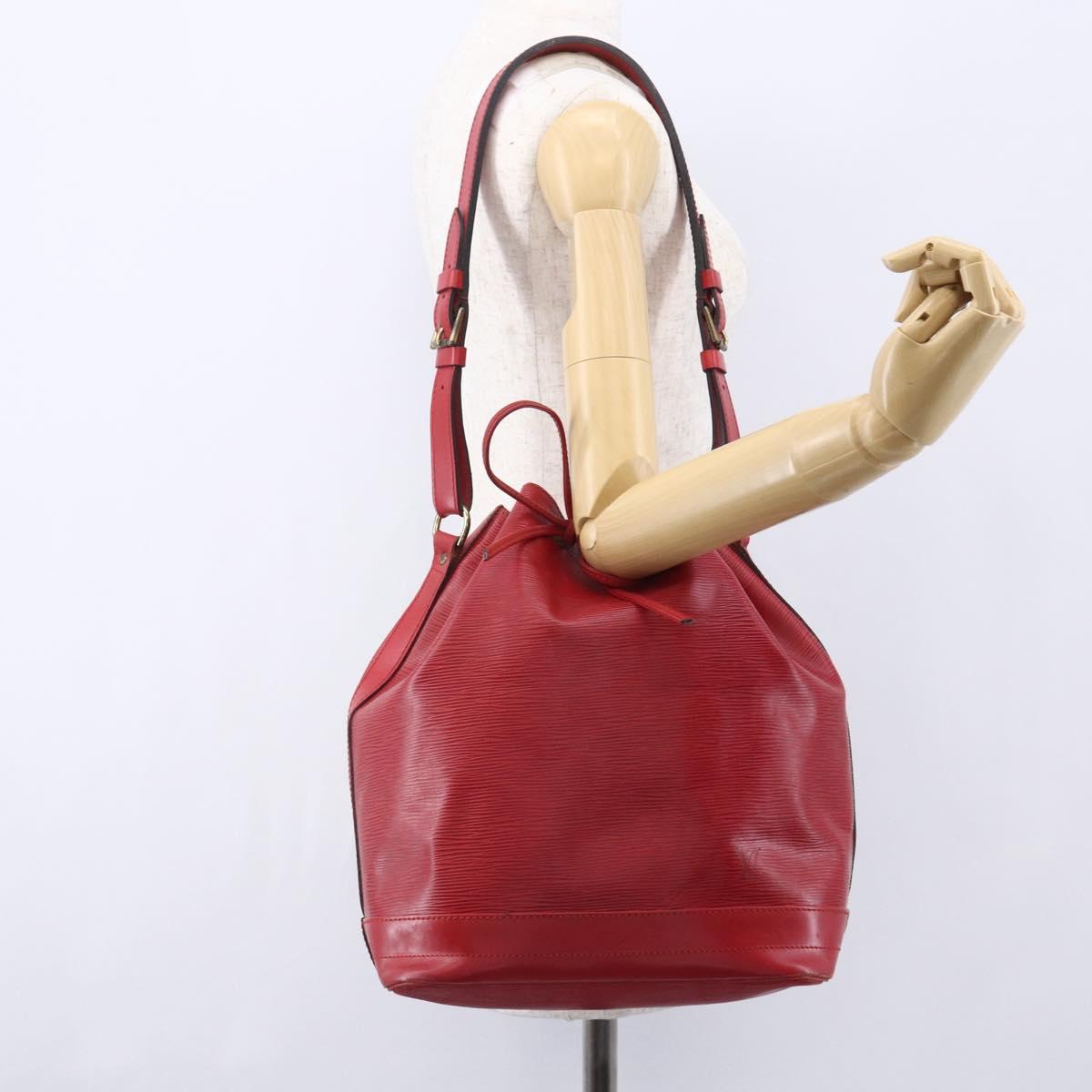 LOUIS VUITTON Epi Noe Shoulder Bag Red M44007 LV Auth ka182