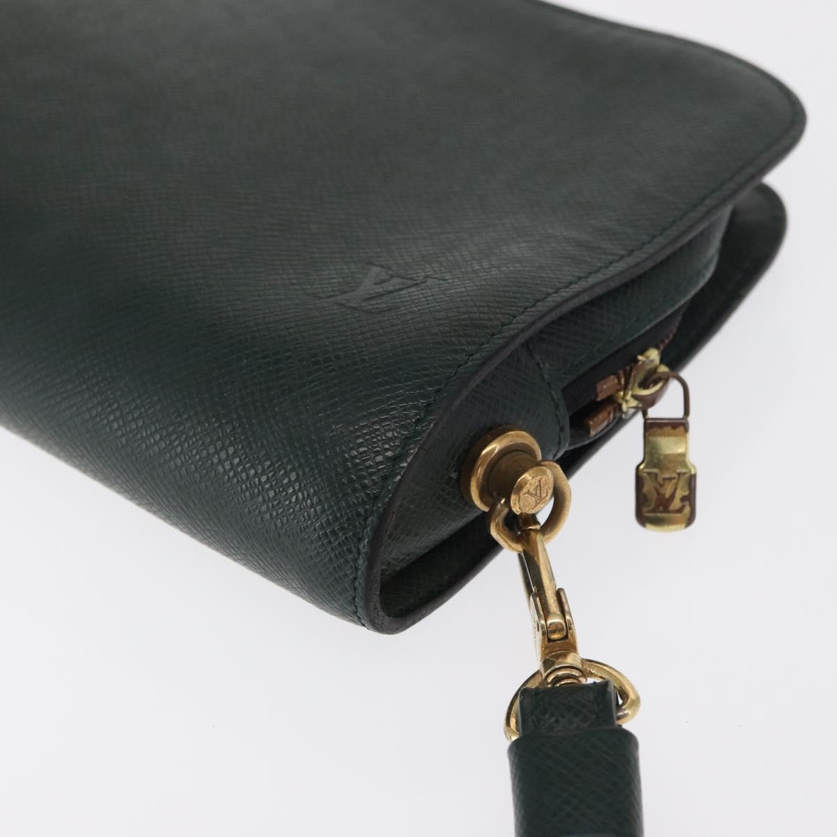 LOUIS VUITTON Taiga Baikal Clutch Bag Epicea M30184 LV Auth ka1986