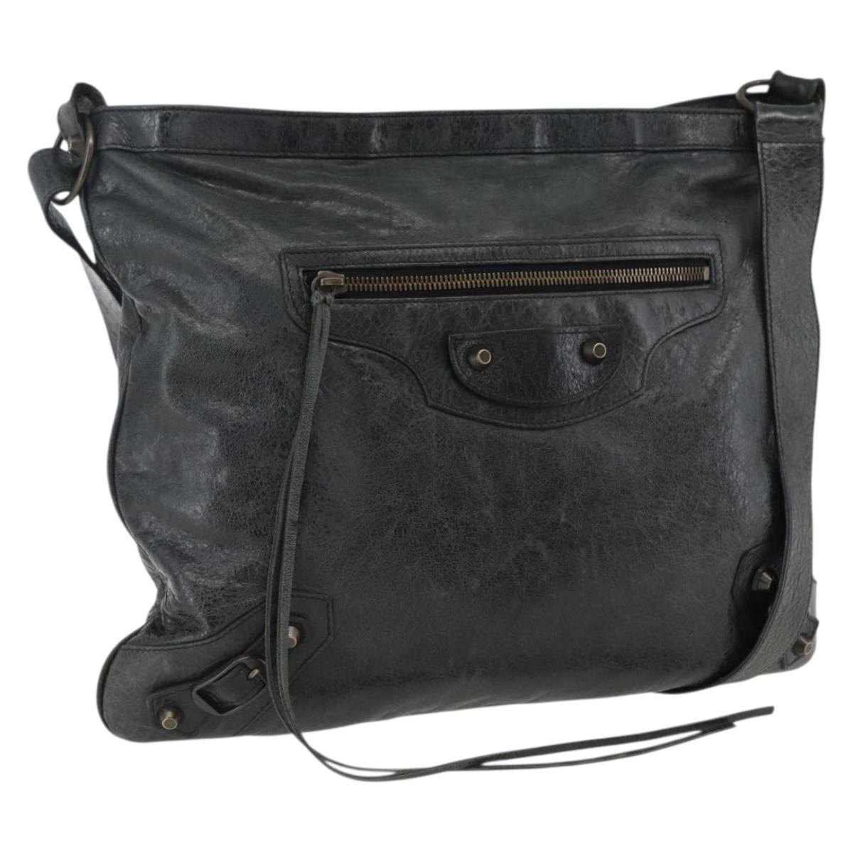 BALENCIAGA The Messenger Shoulder Bag Leather Black Auth ka2036