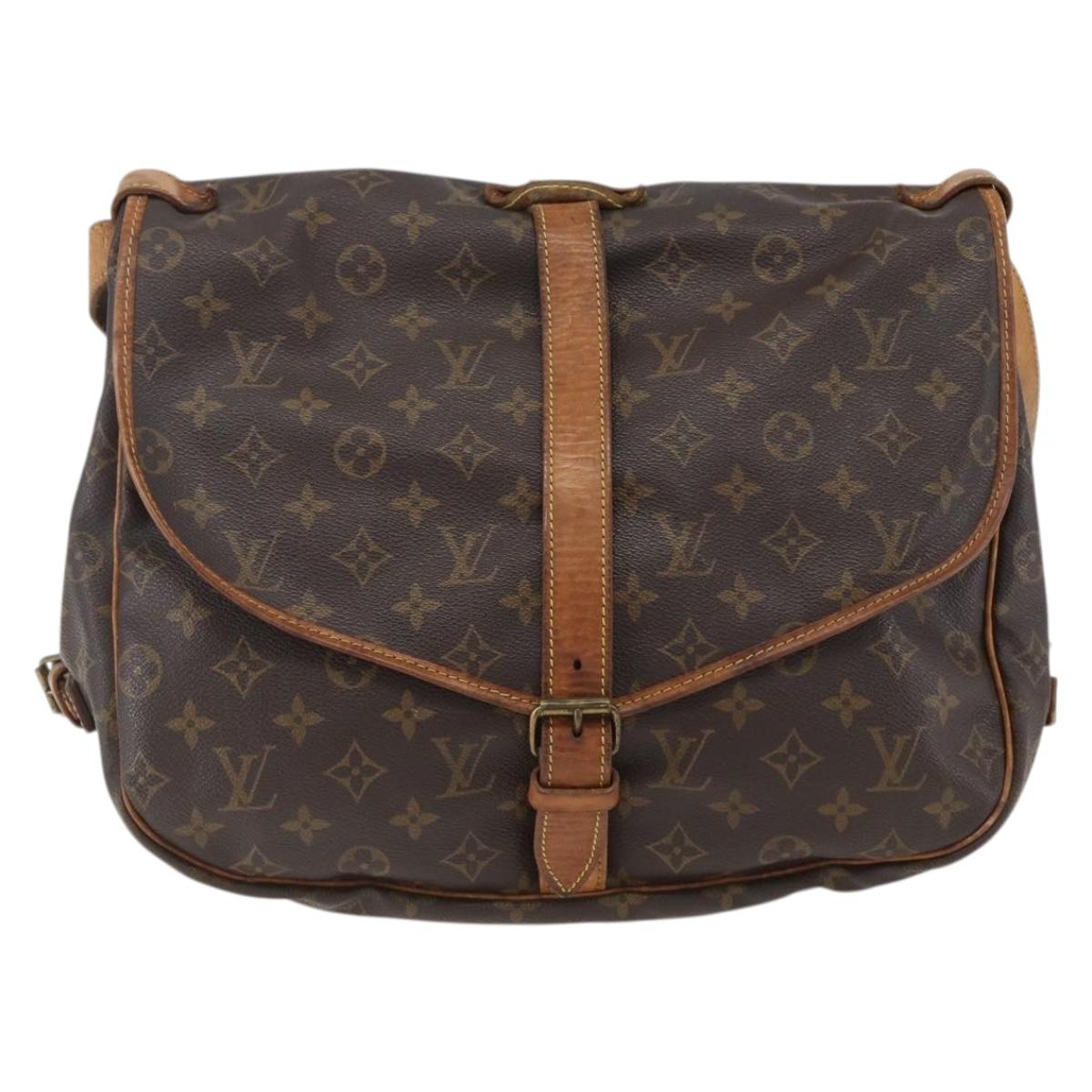 LOUIS VUITTON Monogram Saumur 35 Shoulder Bag M42254 LV Auth ka2121